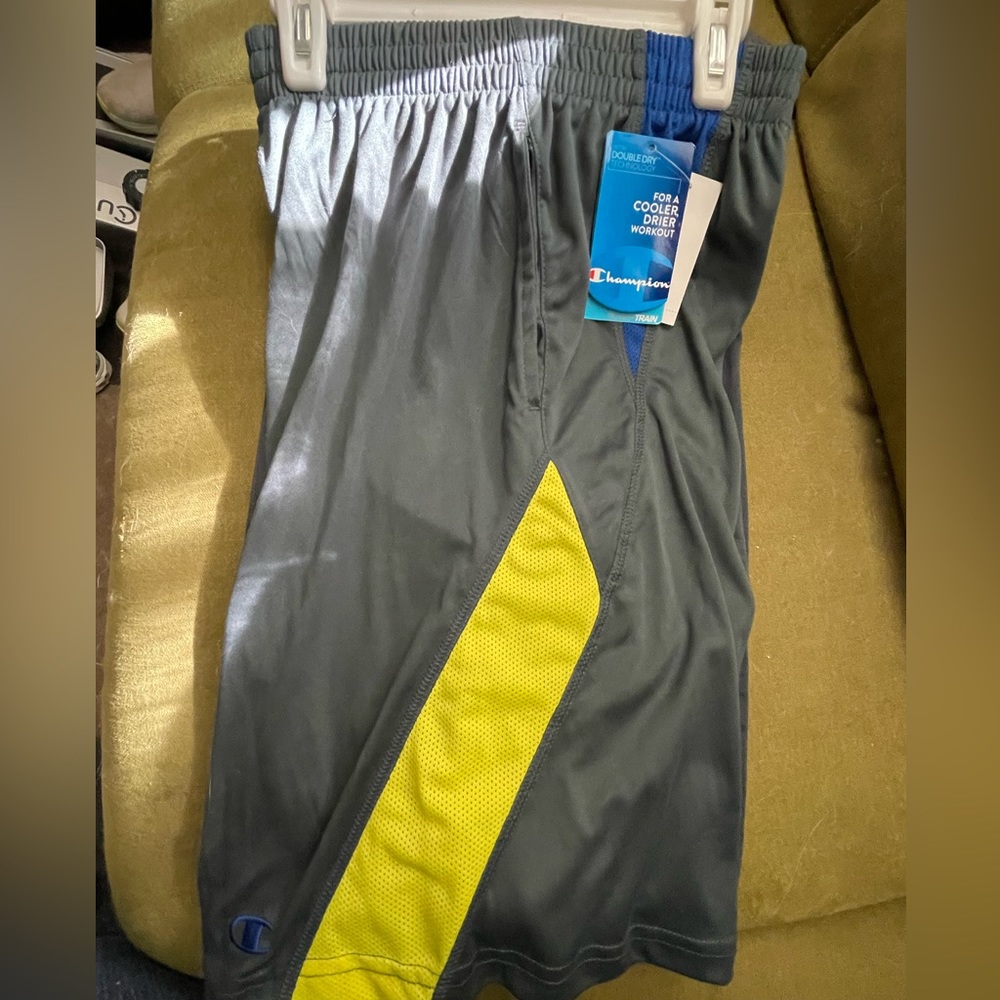 Boys Champion basketball shorts